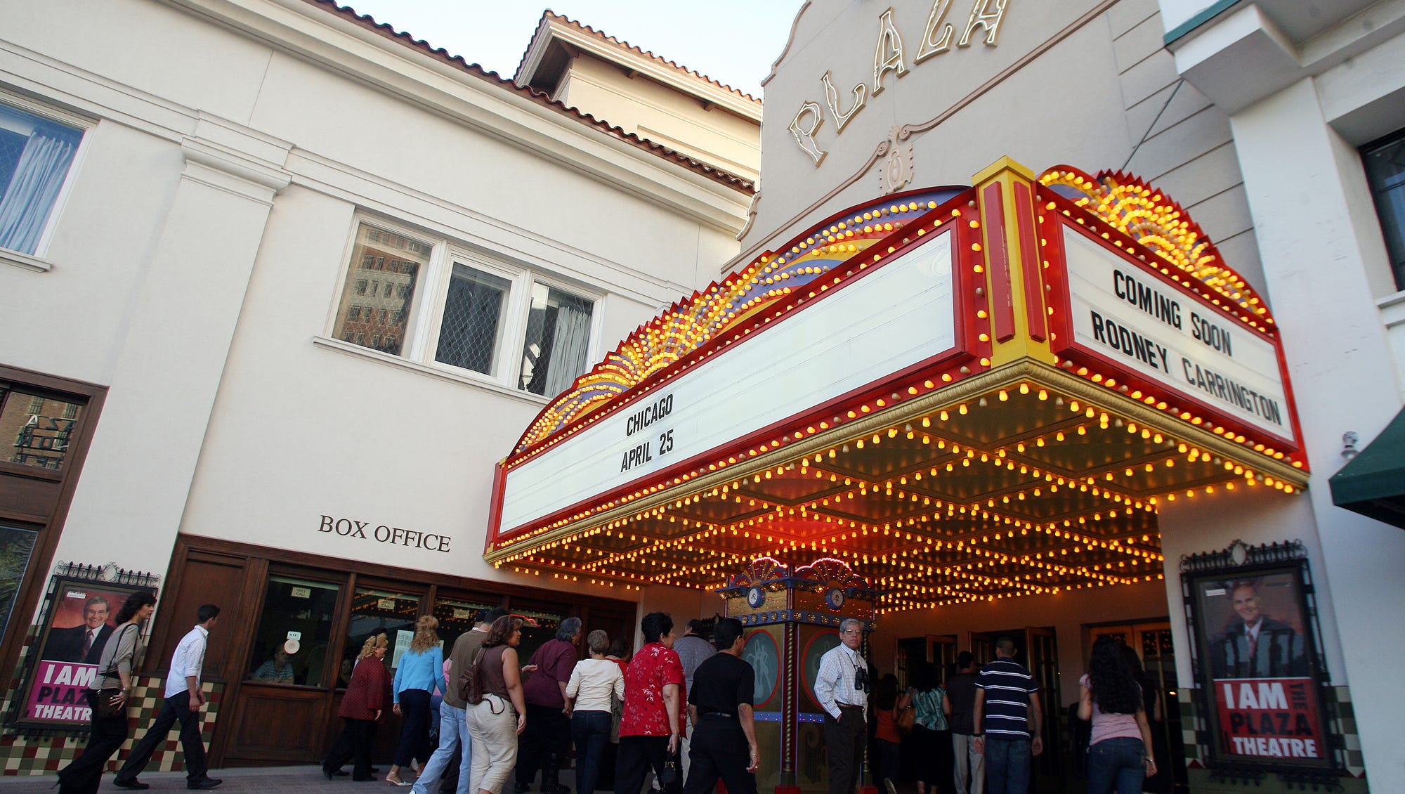 Christmas movies return to Plaza Theatre