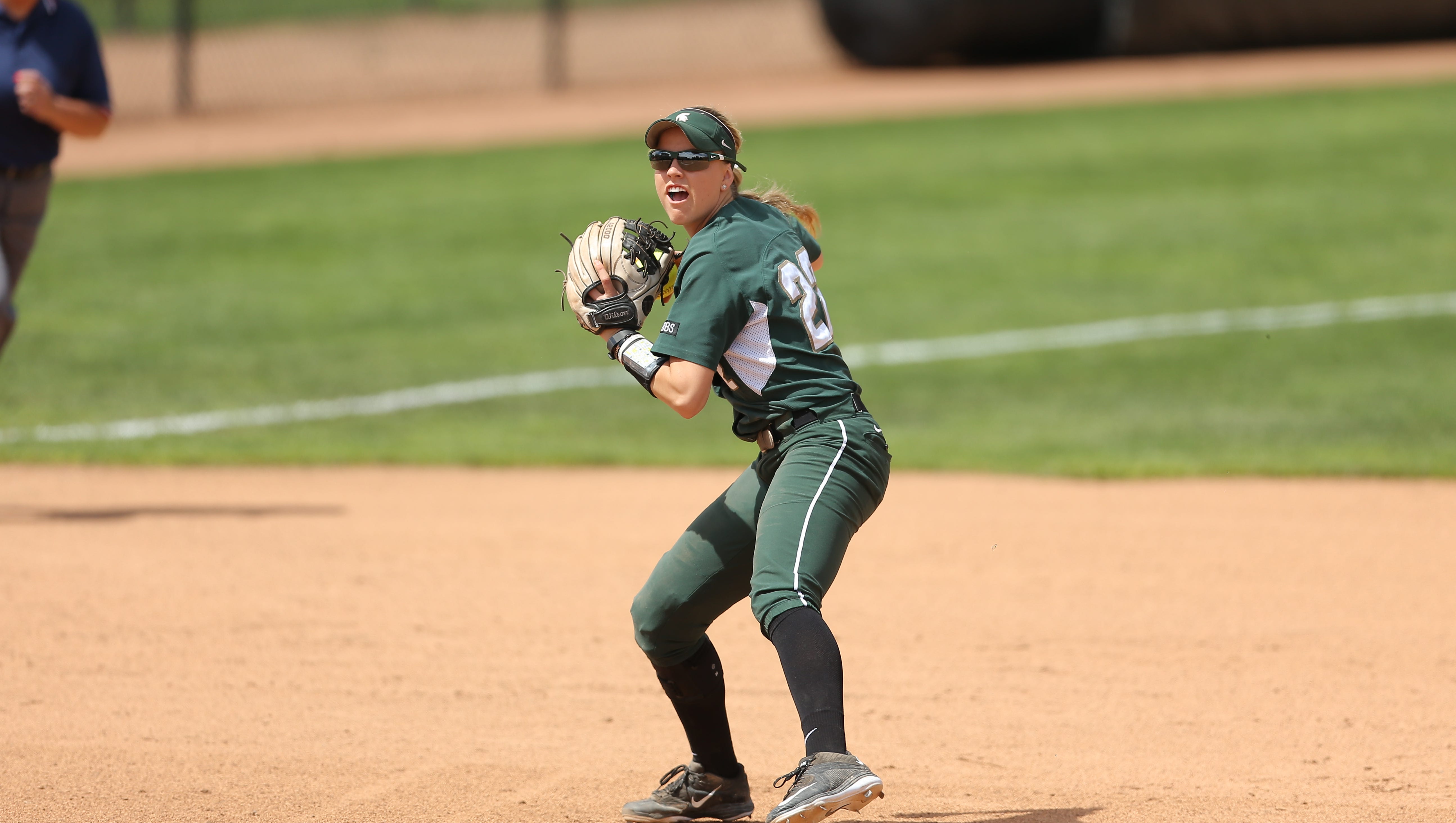 Michigan State Softball Stuns No 2 Seed Michigan In Big Ten Tournament