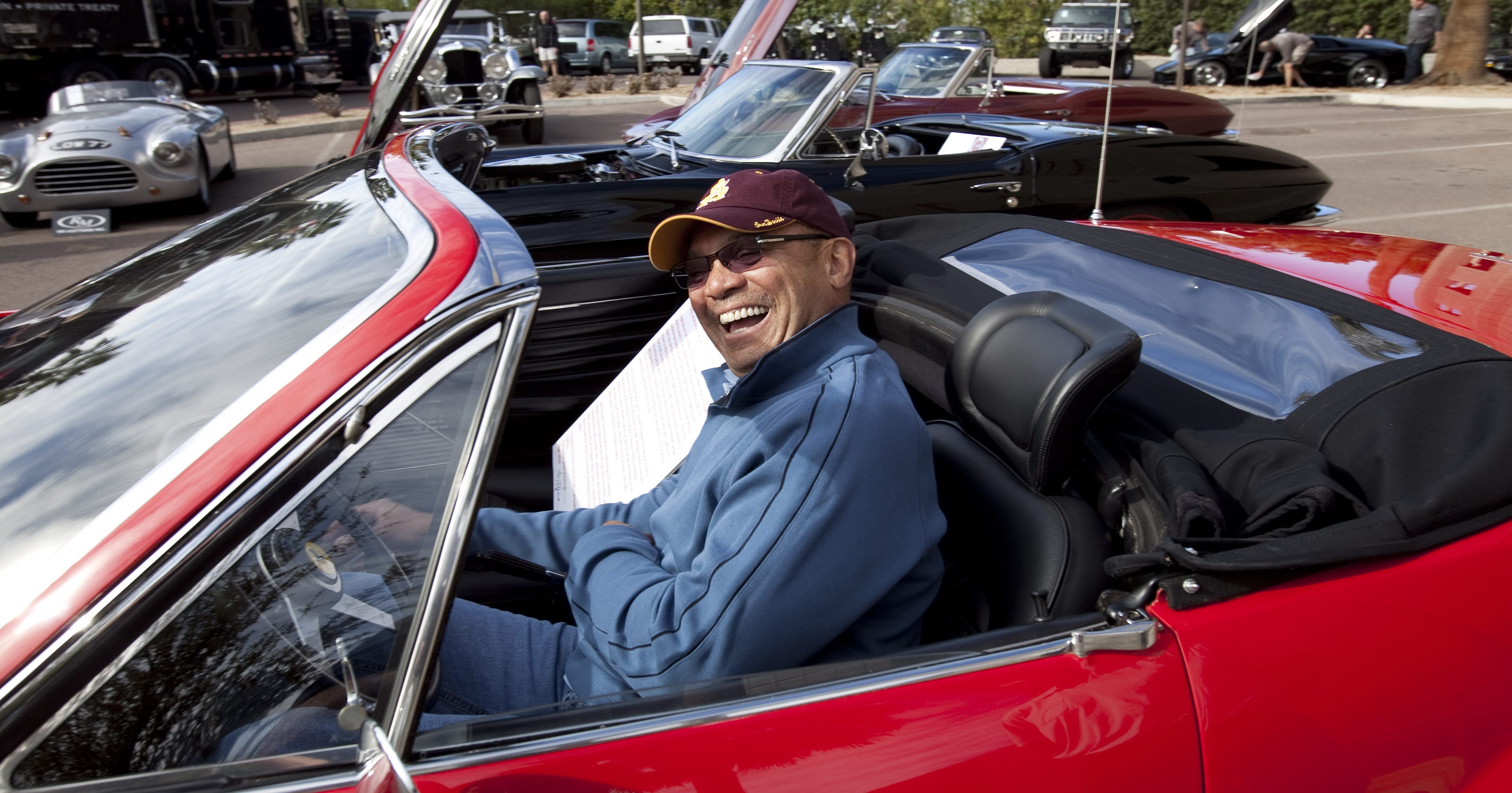 Reggie Jackson bringing 18 of his classic cars to Mecum Indianapolis