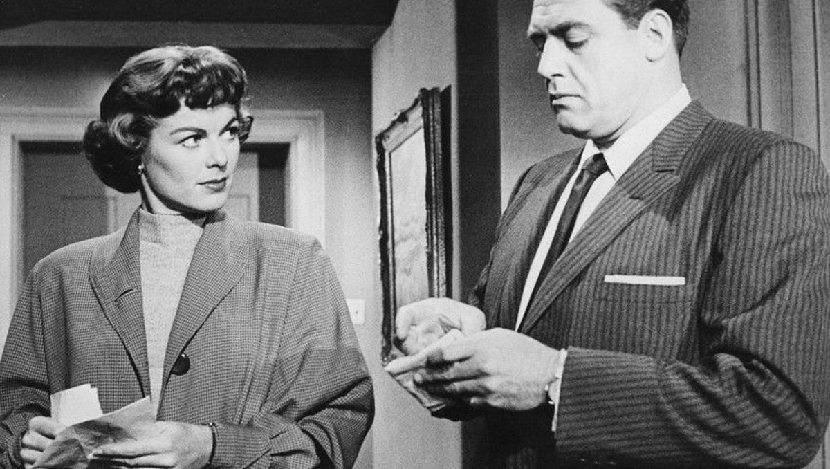 Retro Vintage Black Pussy - Barbara Hale, Della Street on TV's 'Perry Mason,' dies