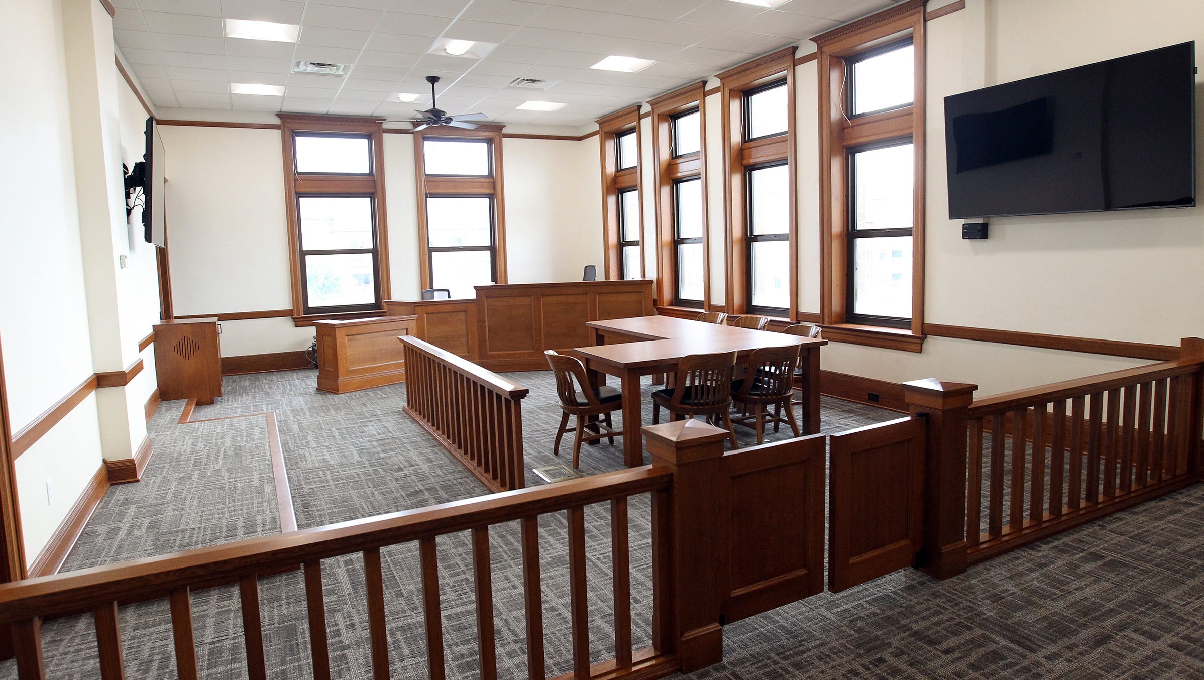 Courtroom Renovation Modernizes Historic Courthouse