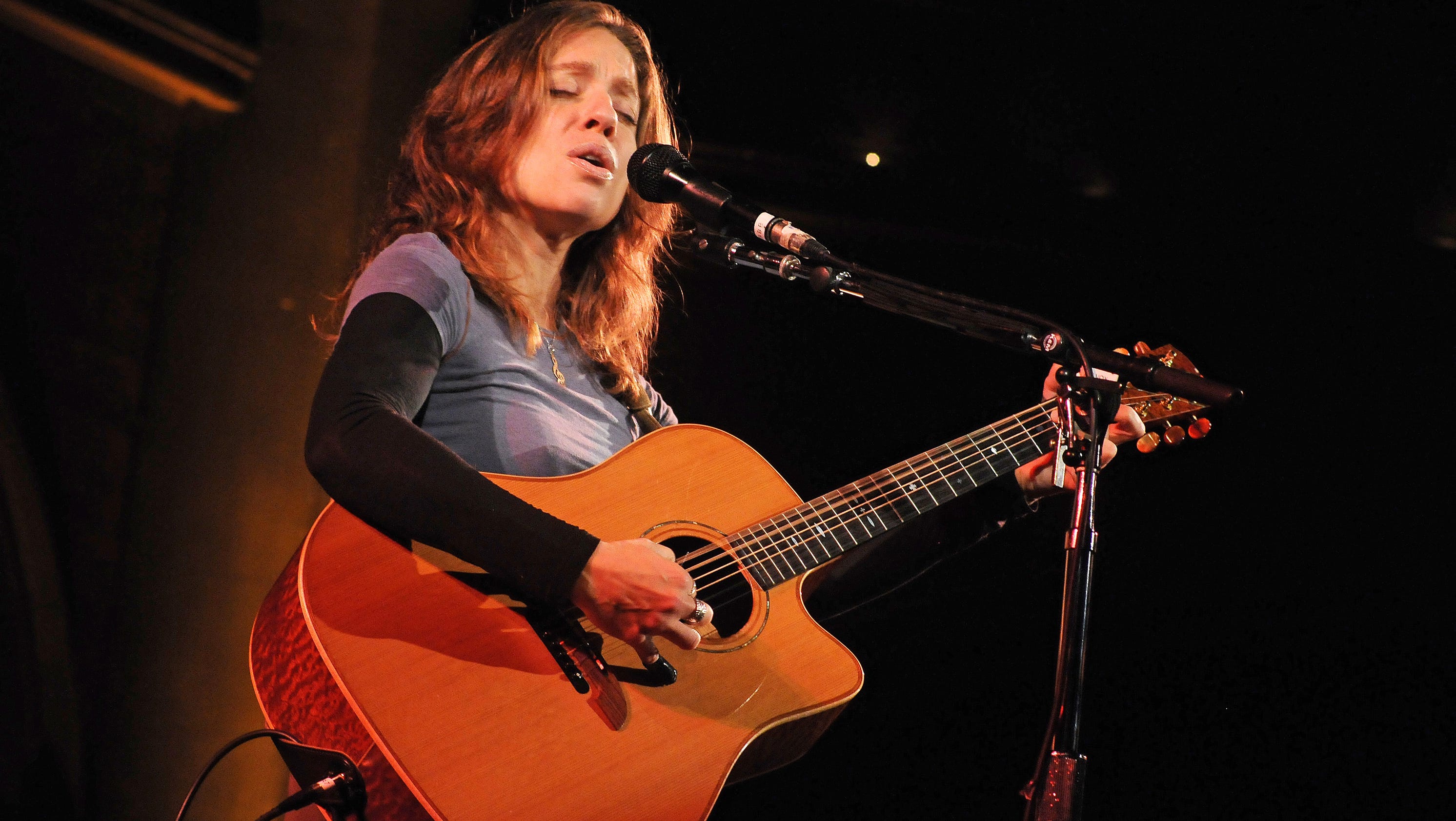 Ani DiFranco cancels retreat at former slave plantation