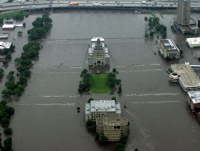 14 photos: Remembering the 2008 floods in Waterloo, Cedar Rapids