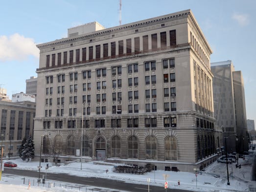 Detroit's old police HQ: Escapes, vanishing evidence, bird corpses