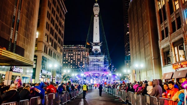 Story from Downtown Indy: For IBEW Local 481, Circle of Lights a family ...