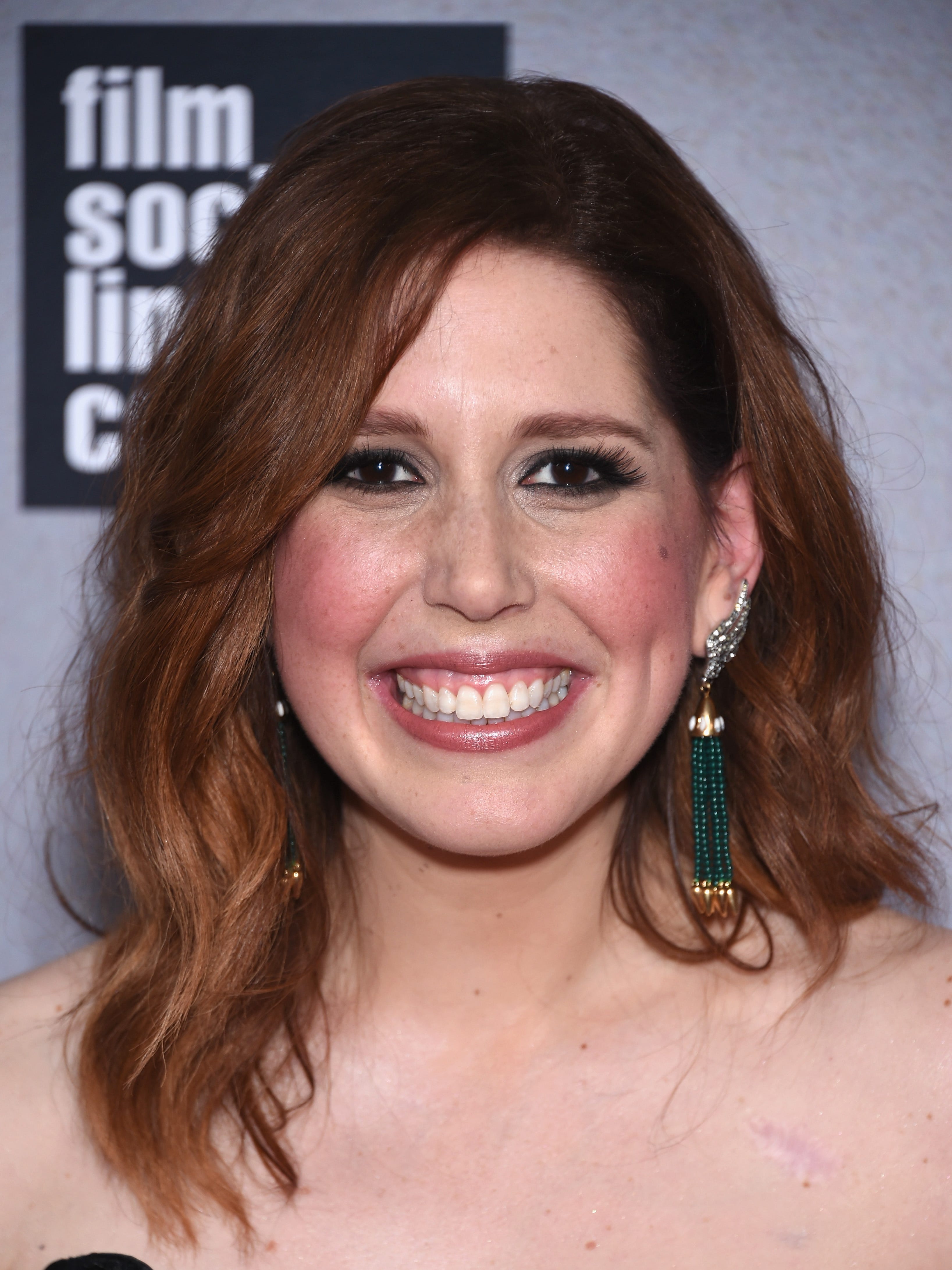 Vanessa Bayer bobby moynihan