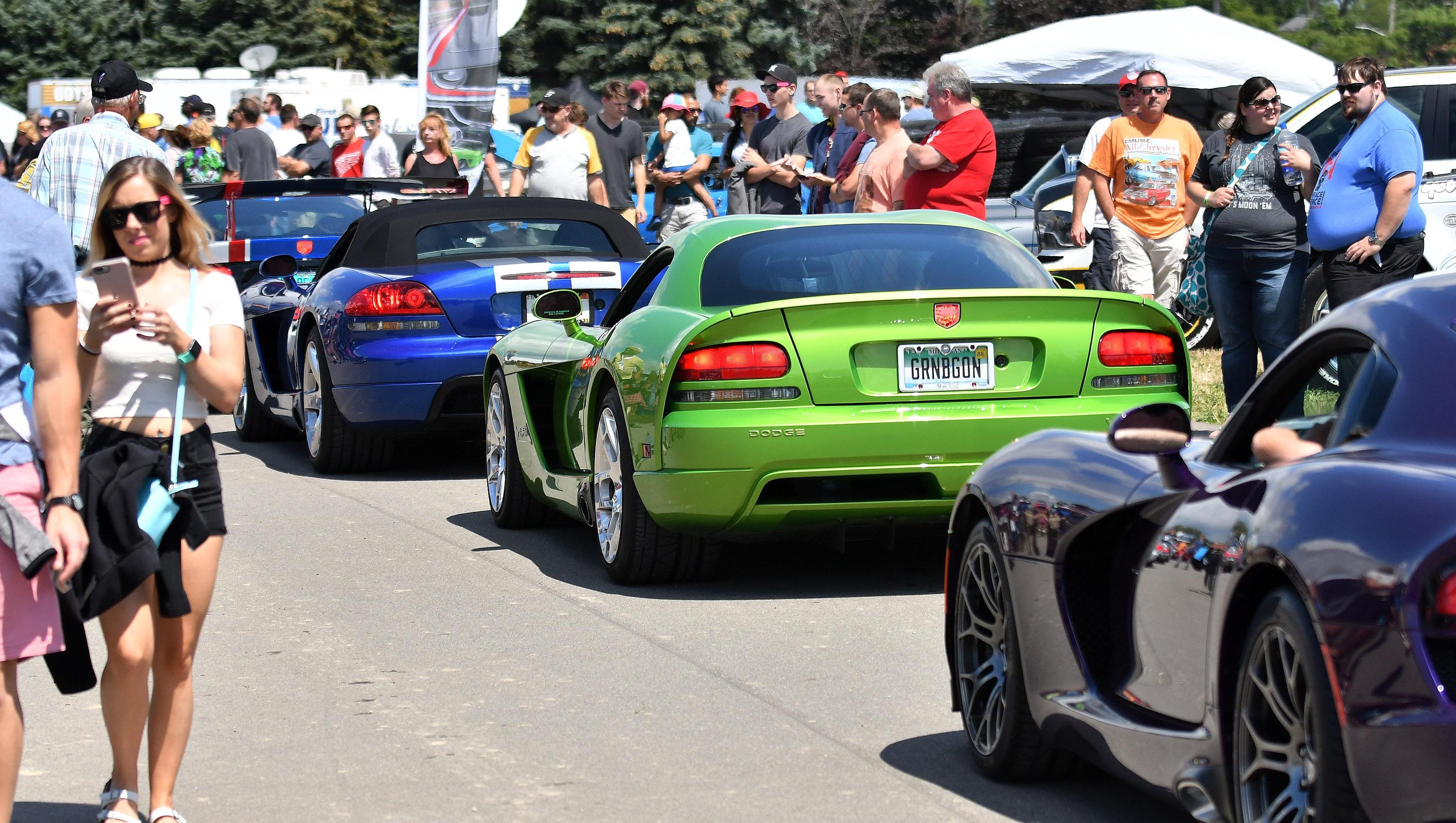 dodge viper police car