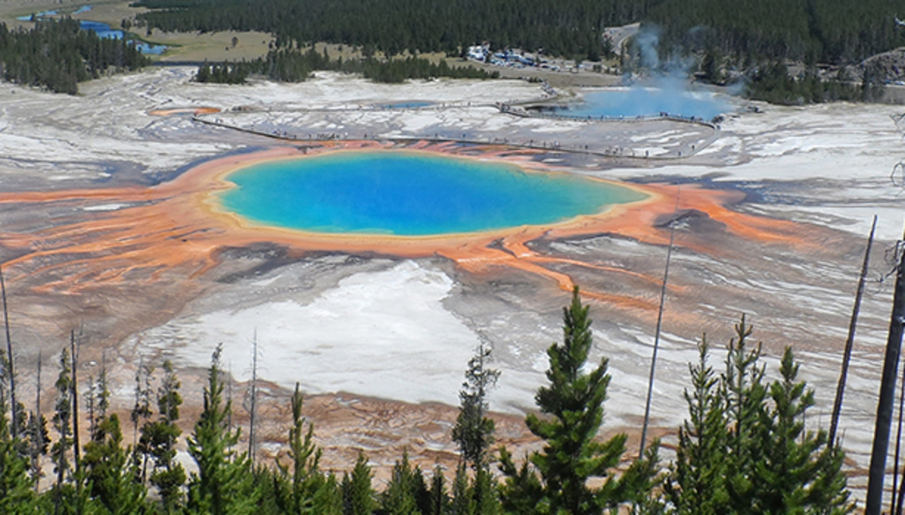 Tourist crashes drone into Yellowstone hot spring