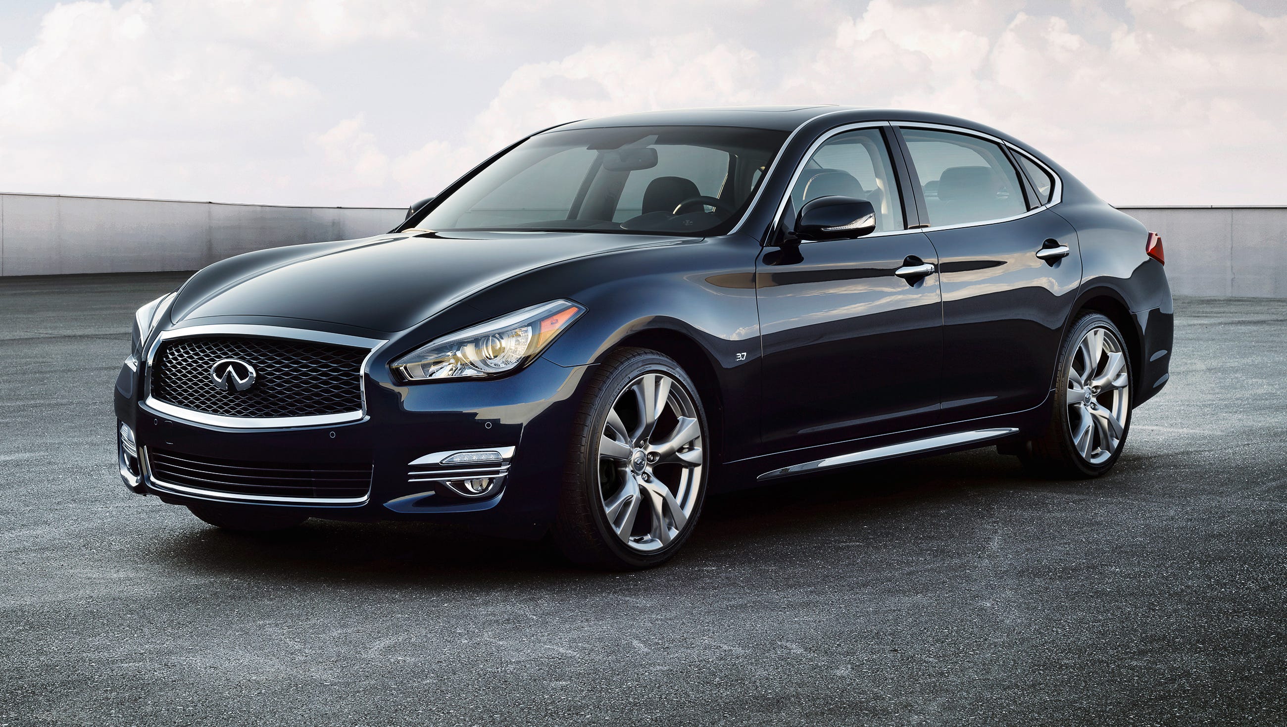 Infiniti Stretches Q70 As China Market Influences U S