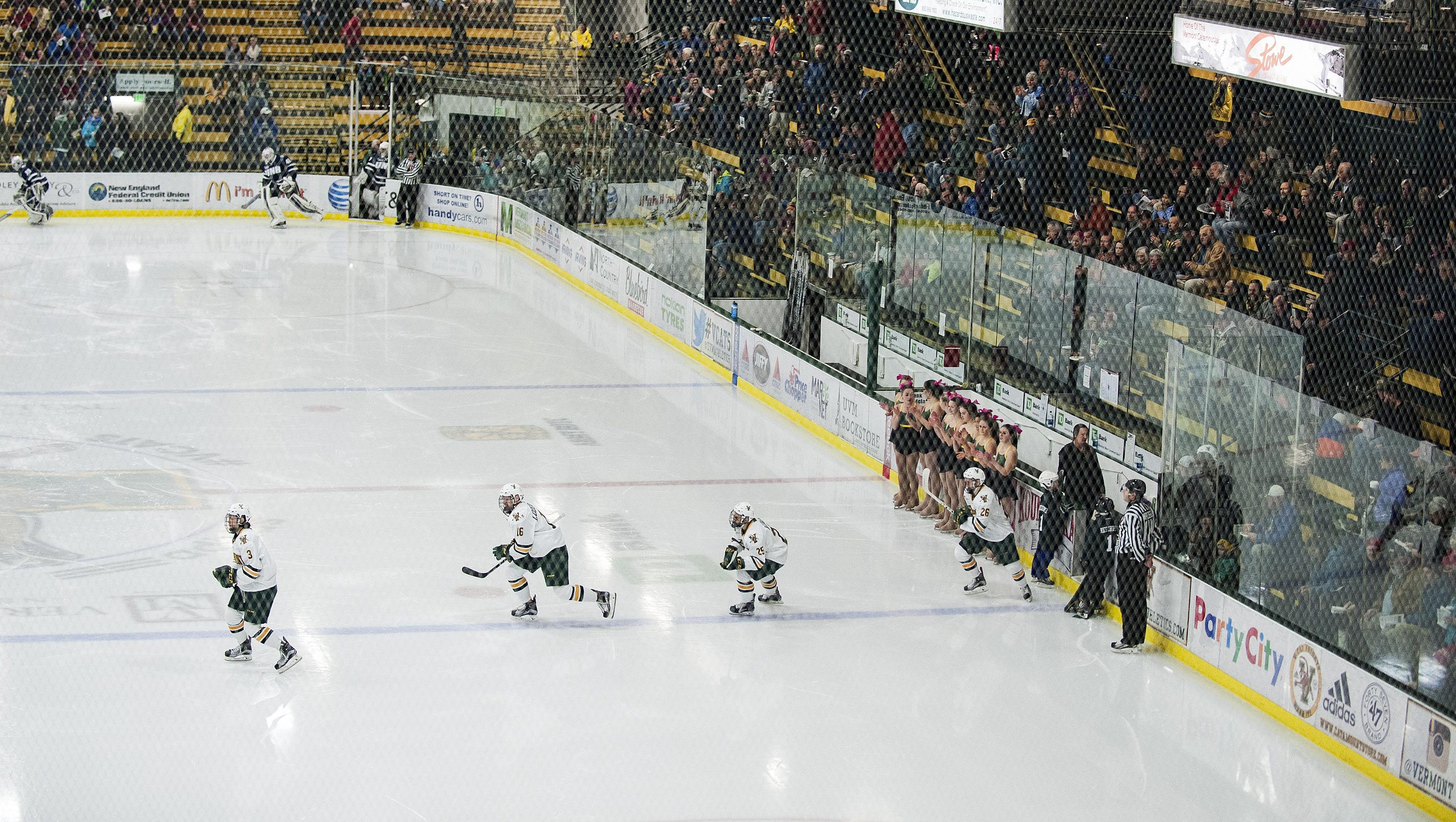 Australian native commits to UVM men's hockey