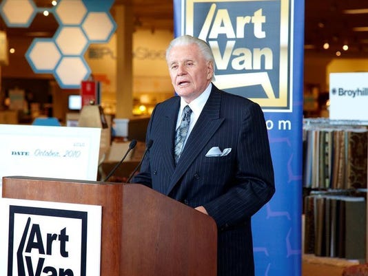 2018 : Art Van Elslander Dies, Michigan Philanthropist and Founder of Art Van Furniture