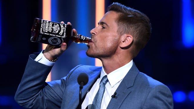 The 10 Best Burns From Rob Lowe S Roast