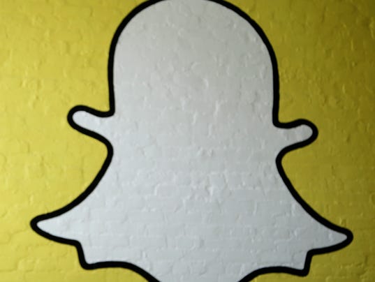 Report Thousands Of Snapchat Pics Leaked Online 0904