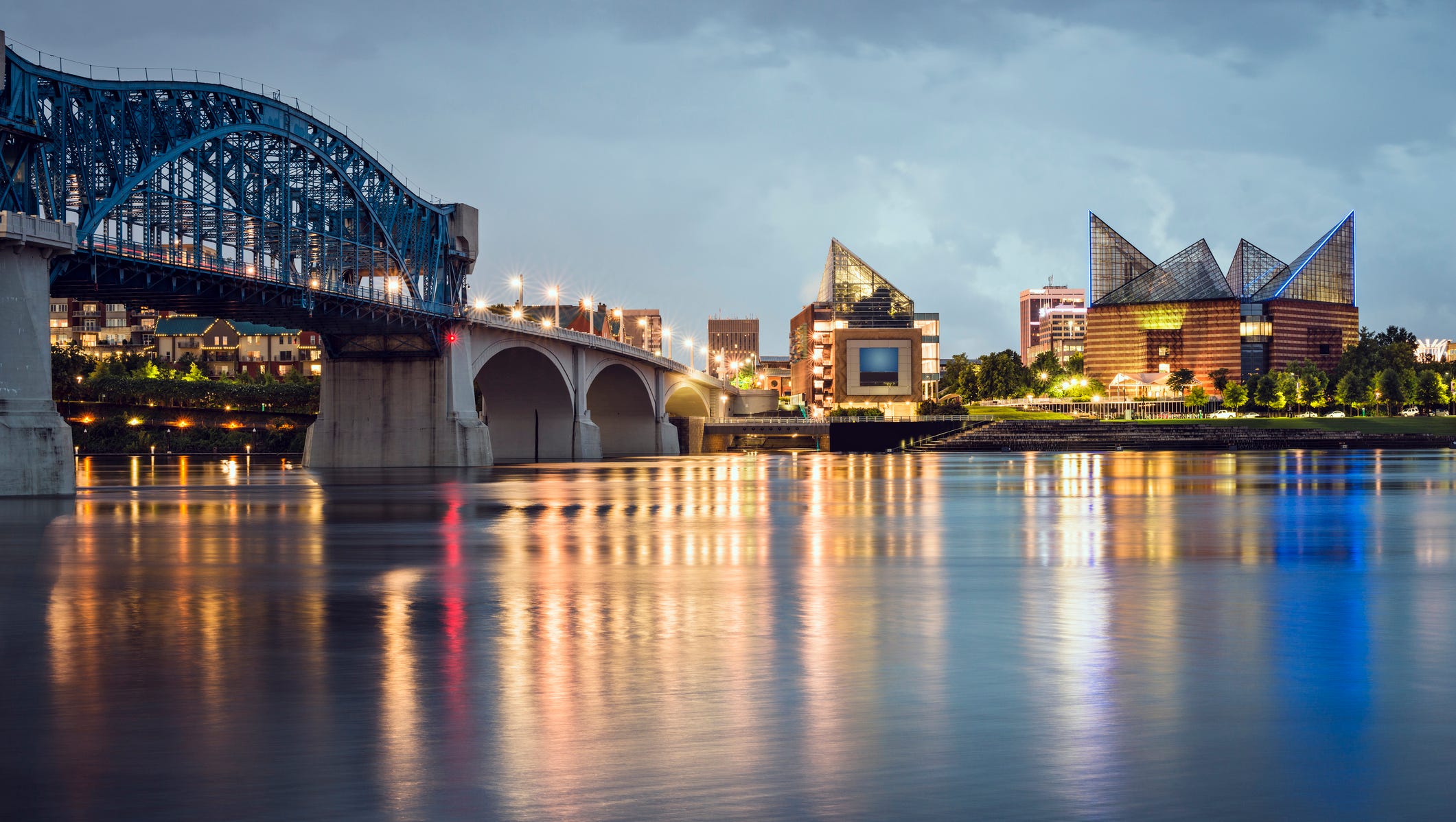 Chattanooga Beckons Couples With Romantic Adventures