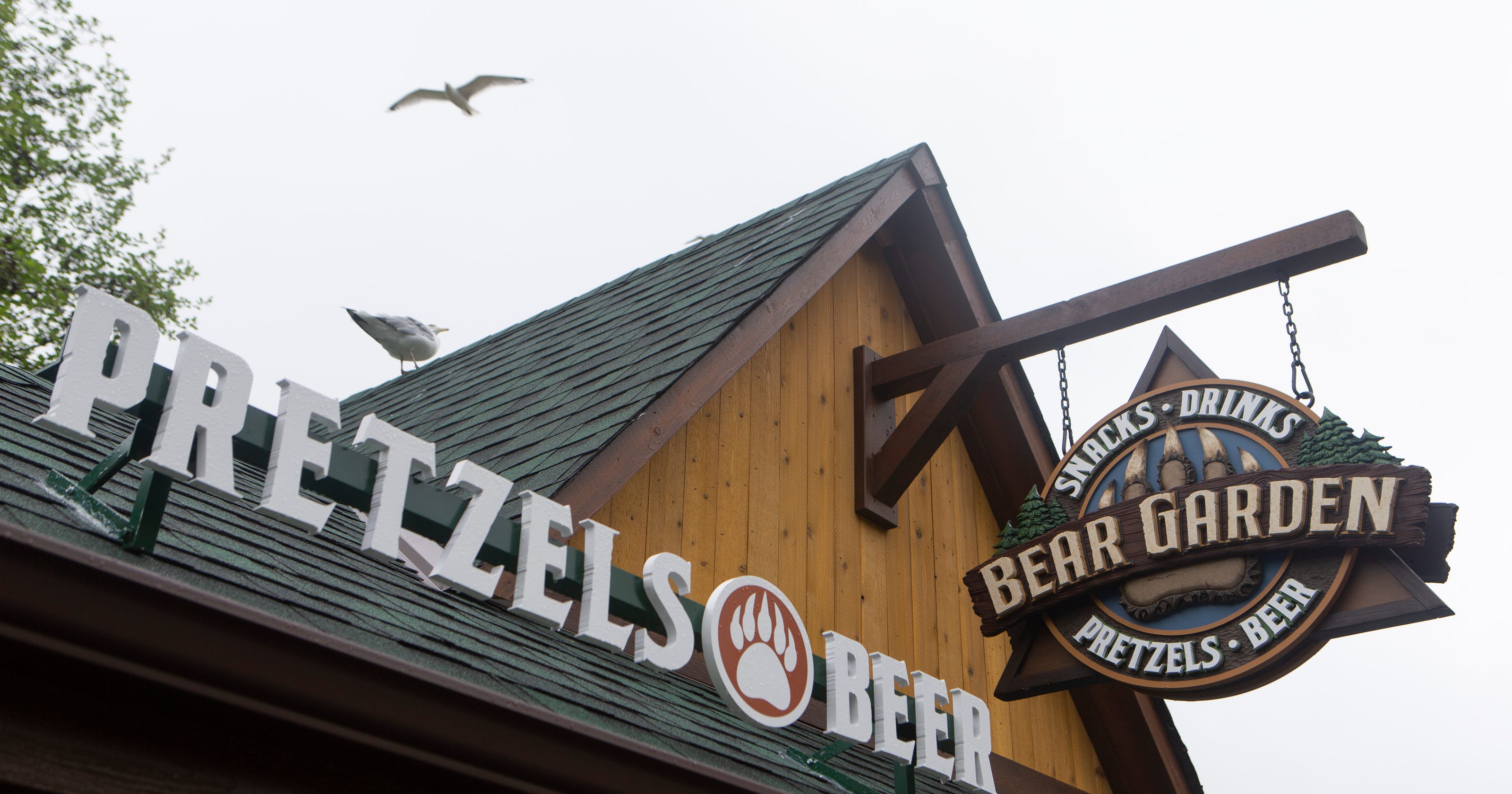 Milwaukee's newest beer garden is in the zoo and it serves craft brews