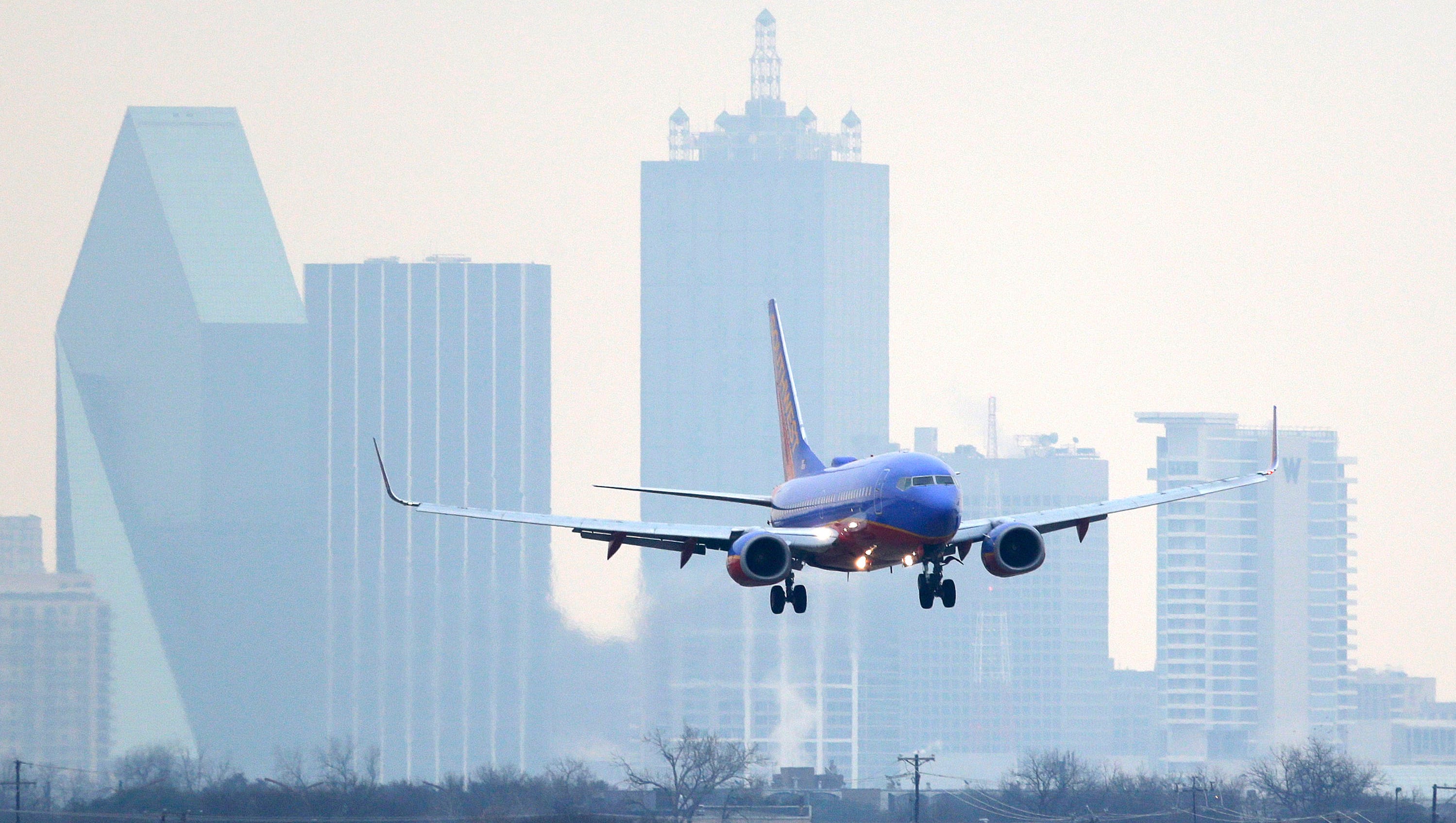 southwest airlines flight status dallas love field