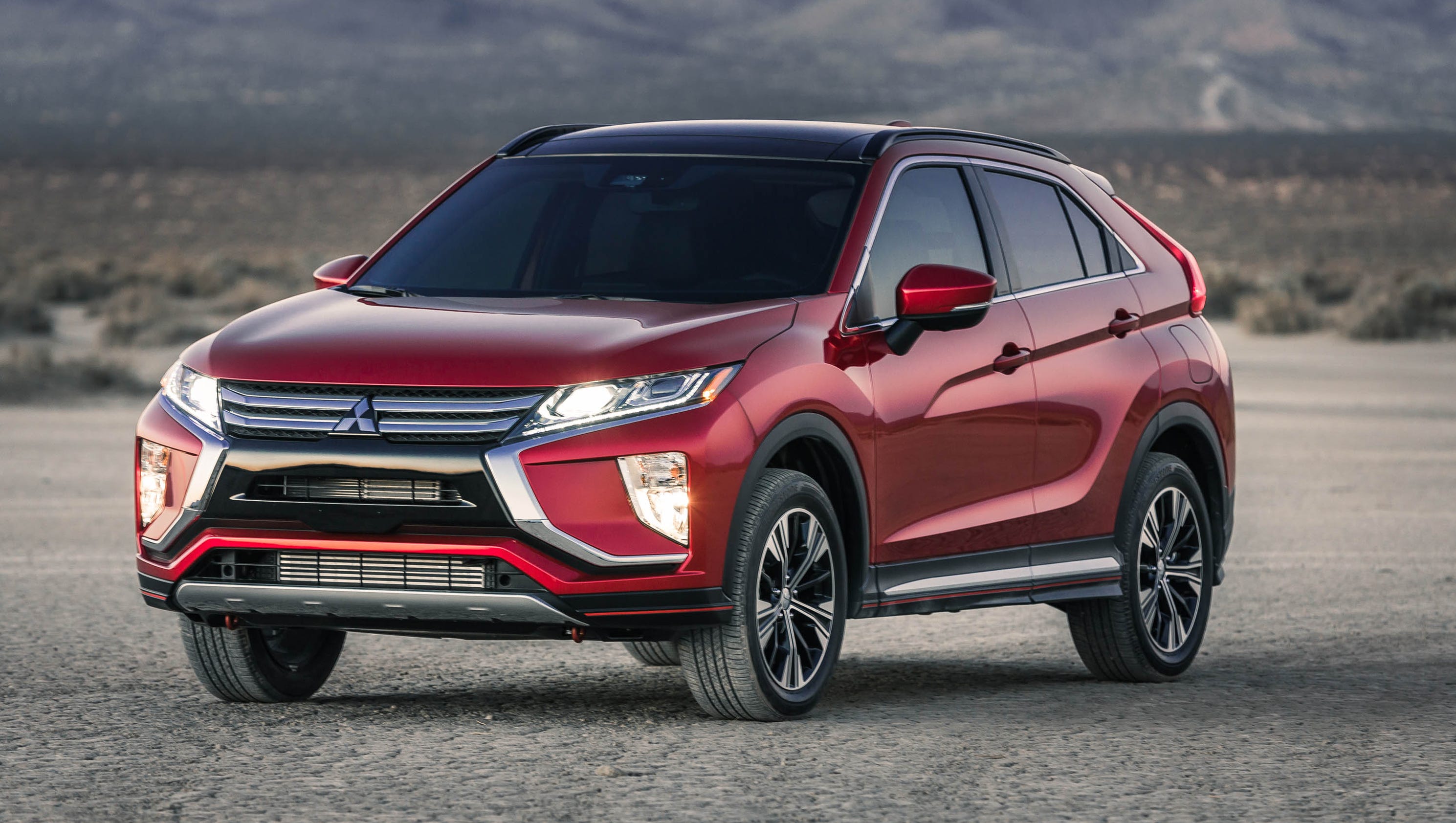 Mitsubishi eclipse cross фото