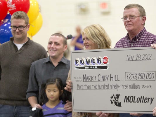 Missouri family celebrates 'surreal' Powerball jackpot