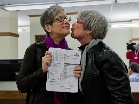 Same Sex Weddings In Wash To Begin On Sunday 0977