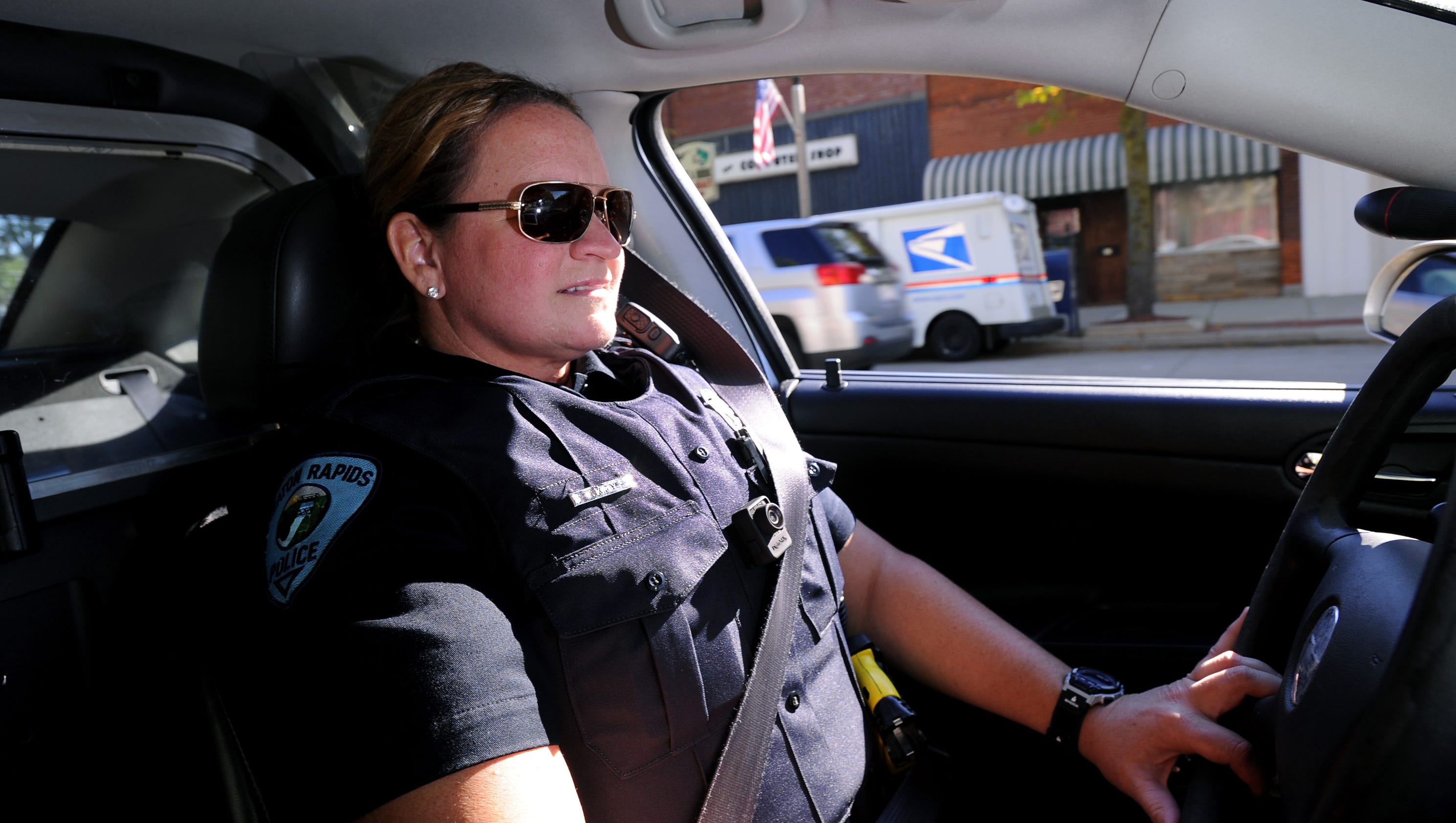 Fired Eaton Rapids police officer gets her job back