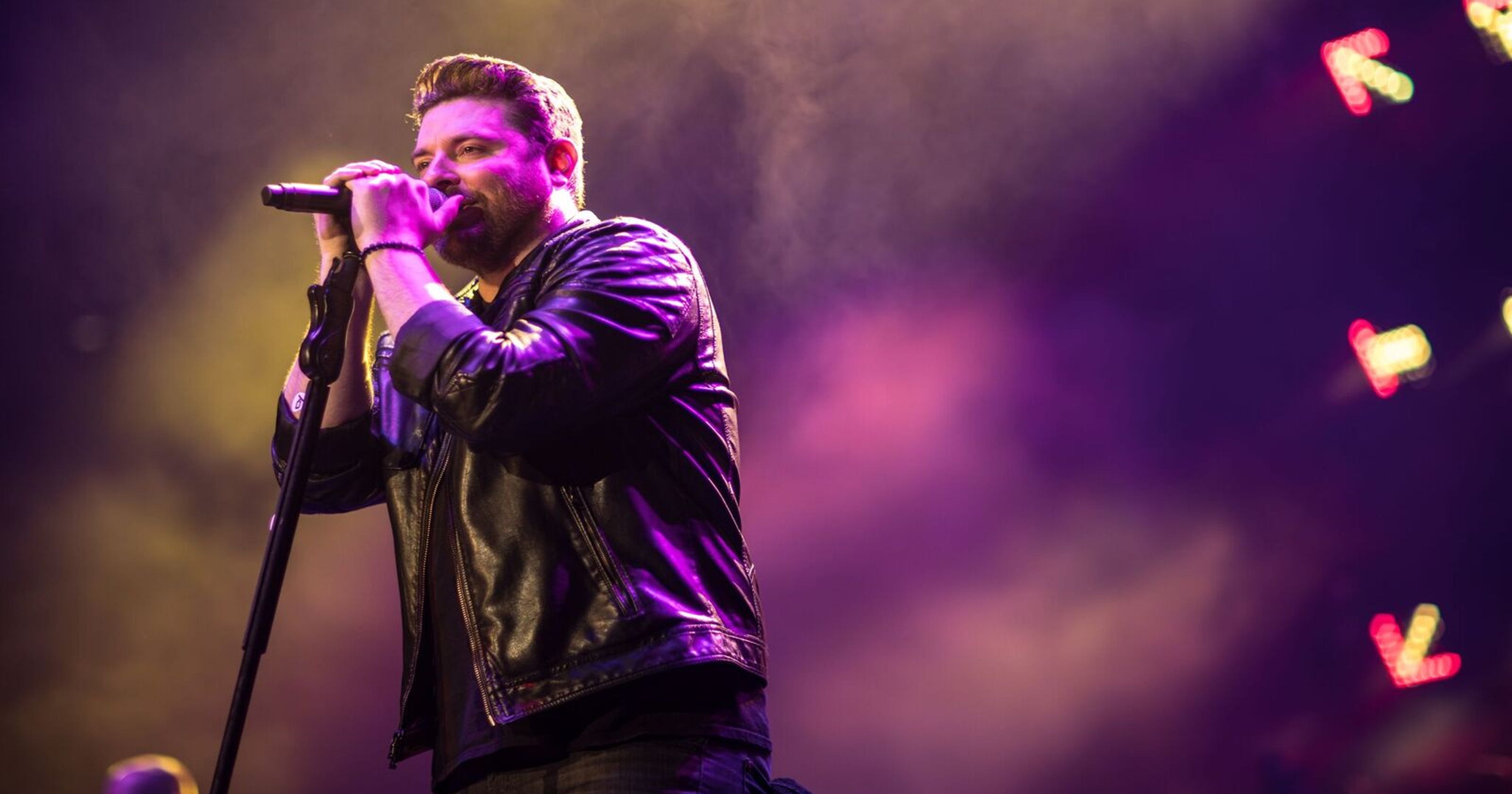 Chris Young talks tour life, his travel buddy and Evansville stop