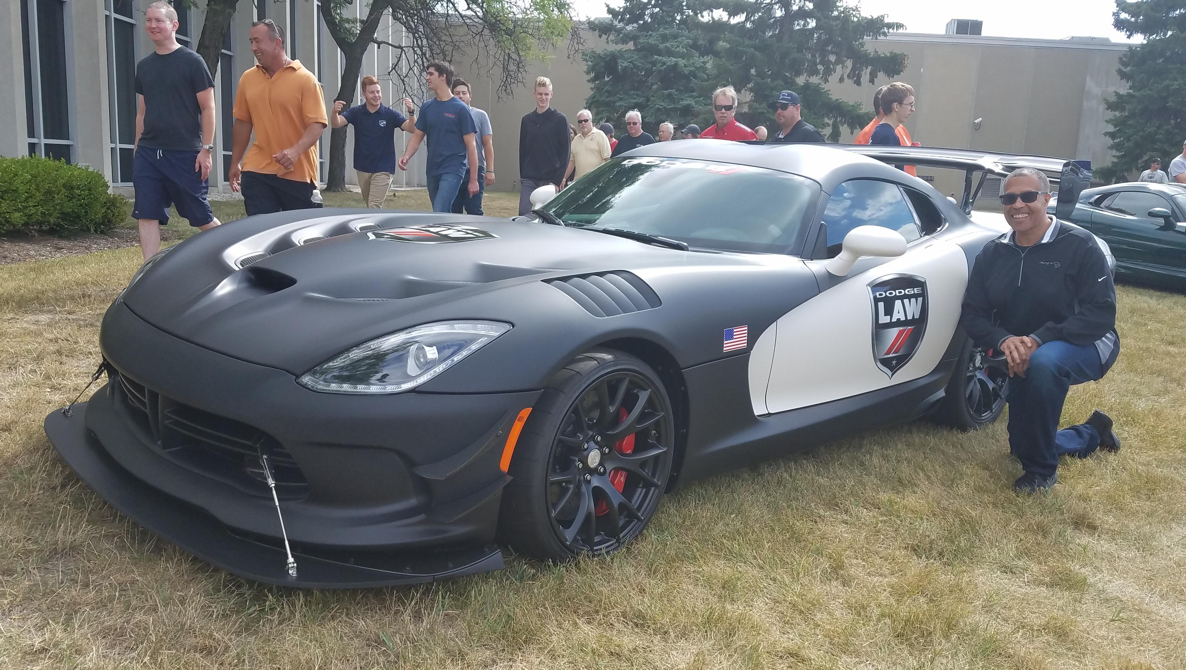 dodge viper police car