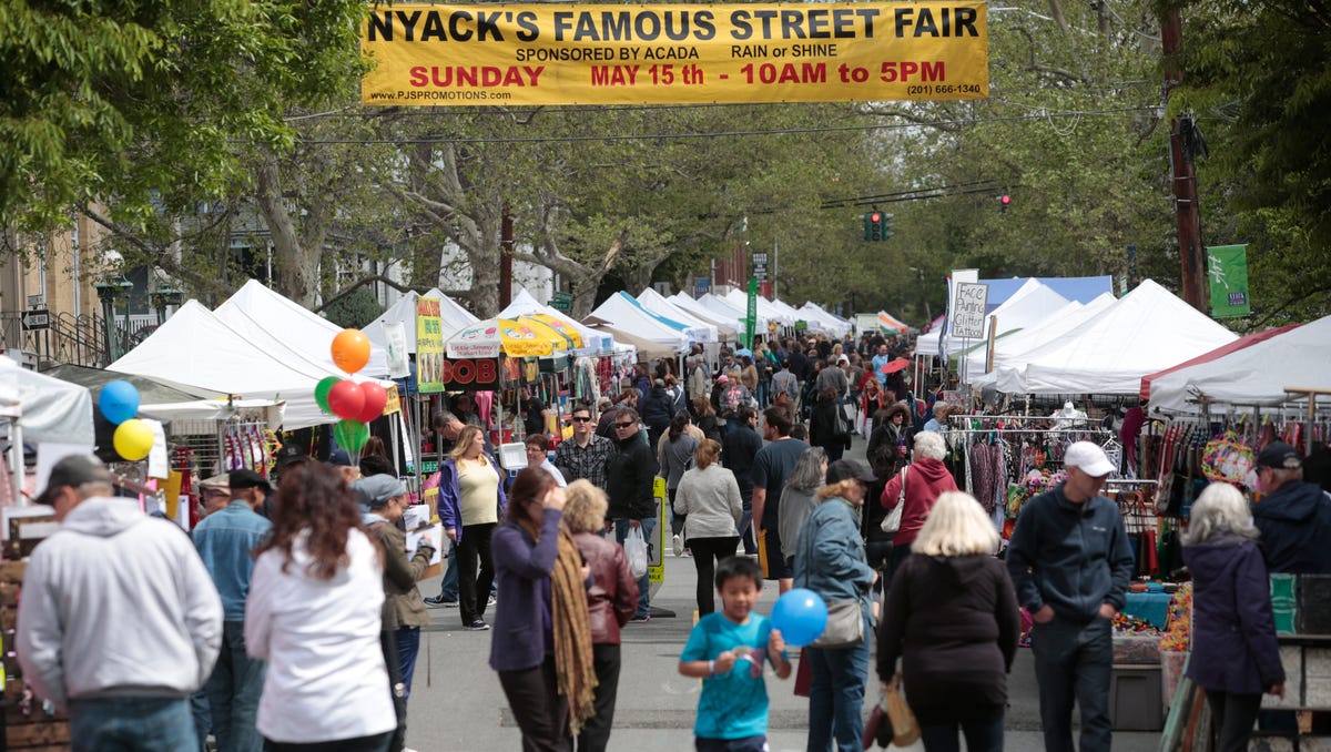 Photo gallery Nyack's Famous Street Fair