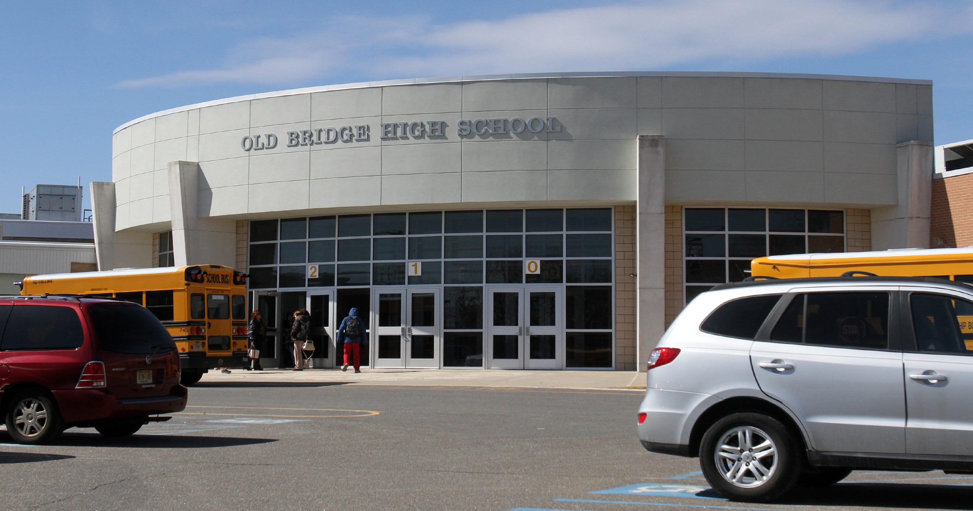 Police respond to dispute at Old Bridge High School