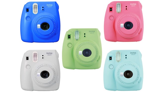loyaliteit Verbinding rechtop The Fujifilm Instax Mini 9 instant camera is back down to its lowest price  ever