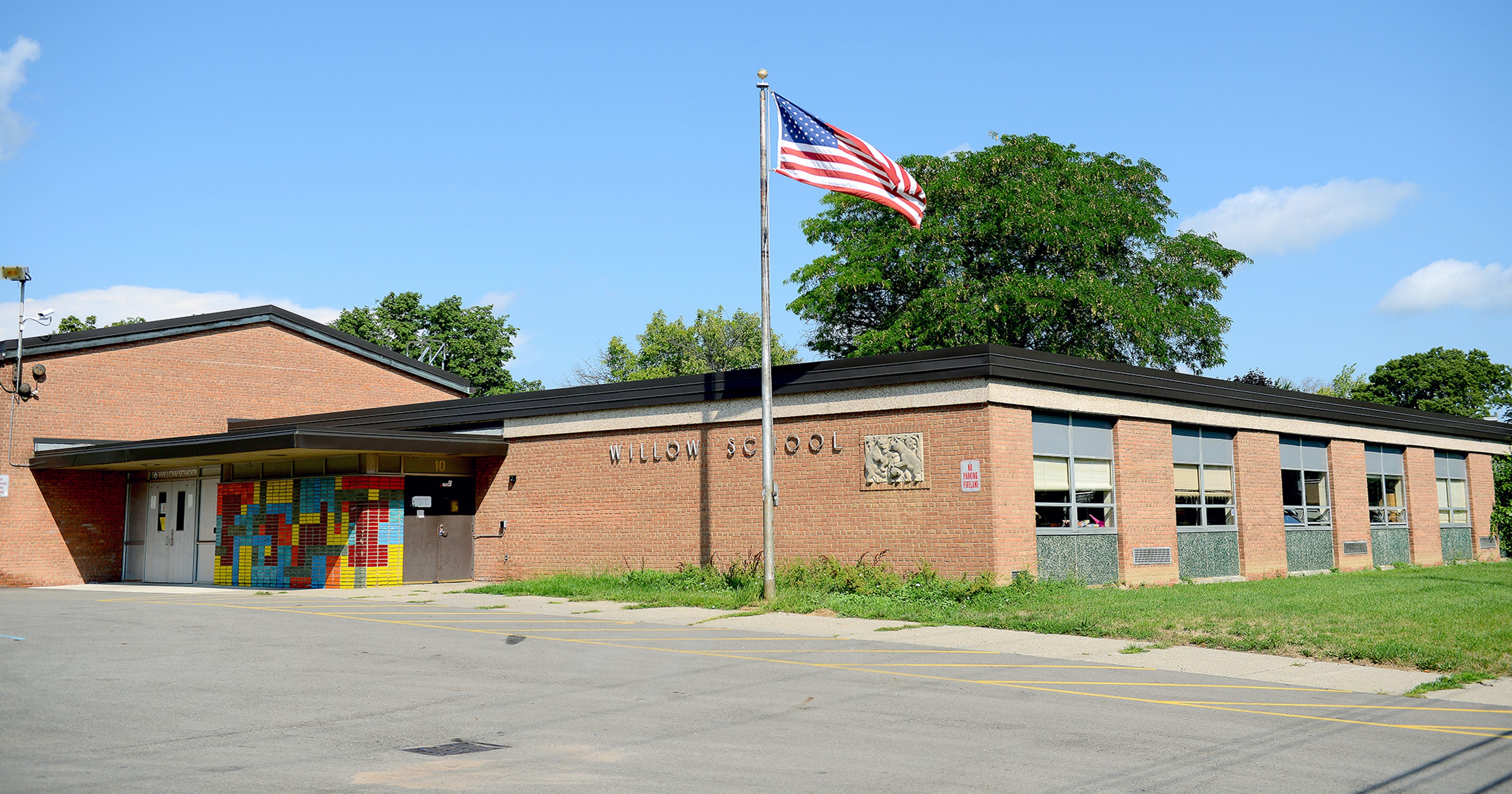 lansing-school-district-ends-single-gender-classrooms