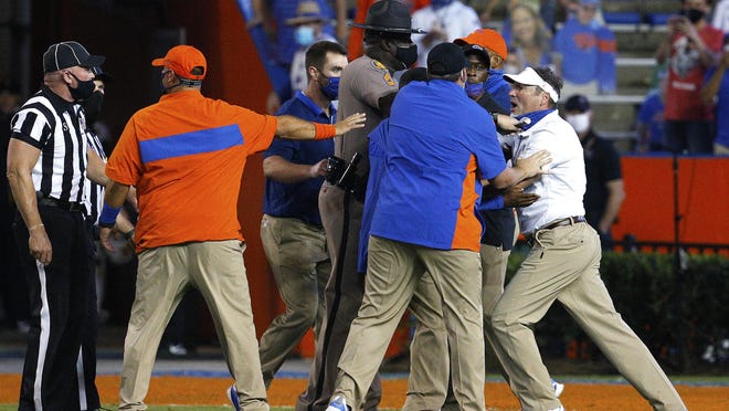 Florida football coach Dan Mullen's uneven month ends in Darth Vader costume