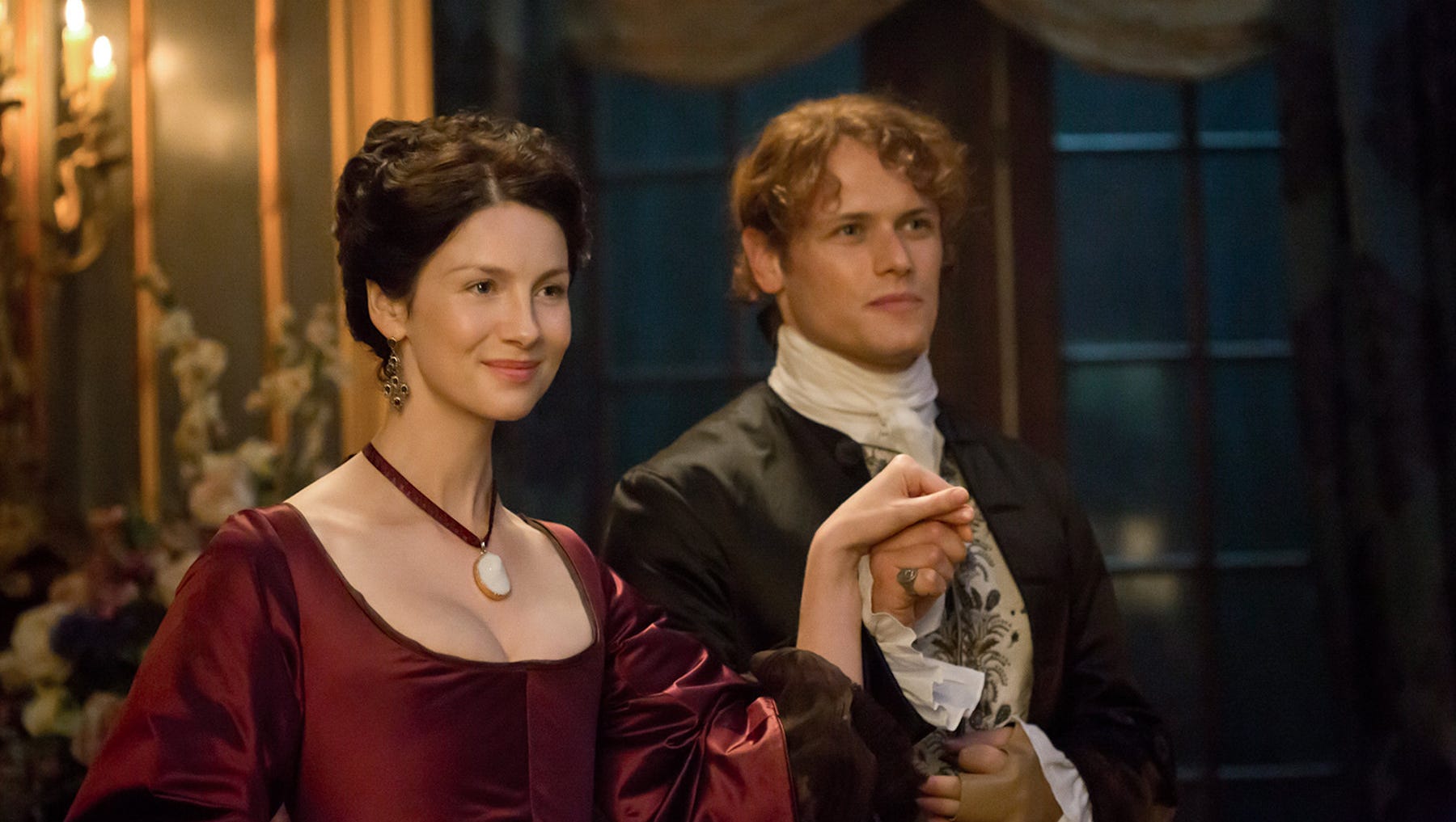 Sam Heughan Says Those Sexy Outlander Scenes Arent So Sexy To Film 