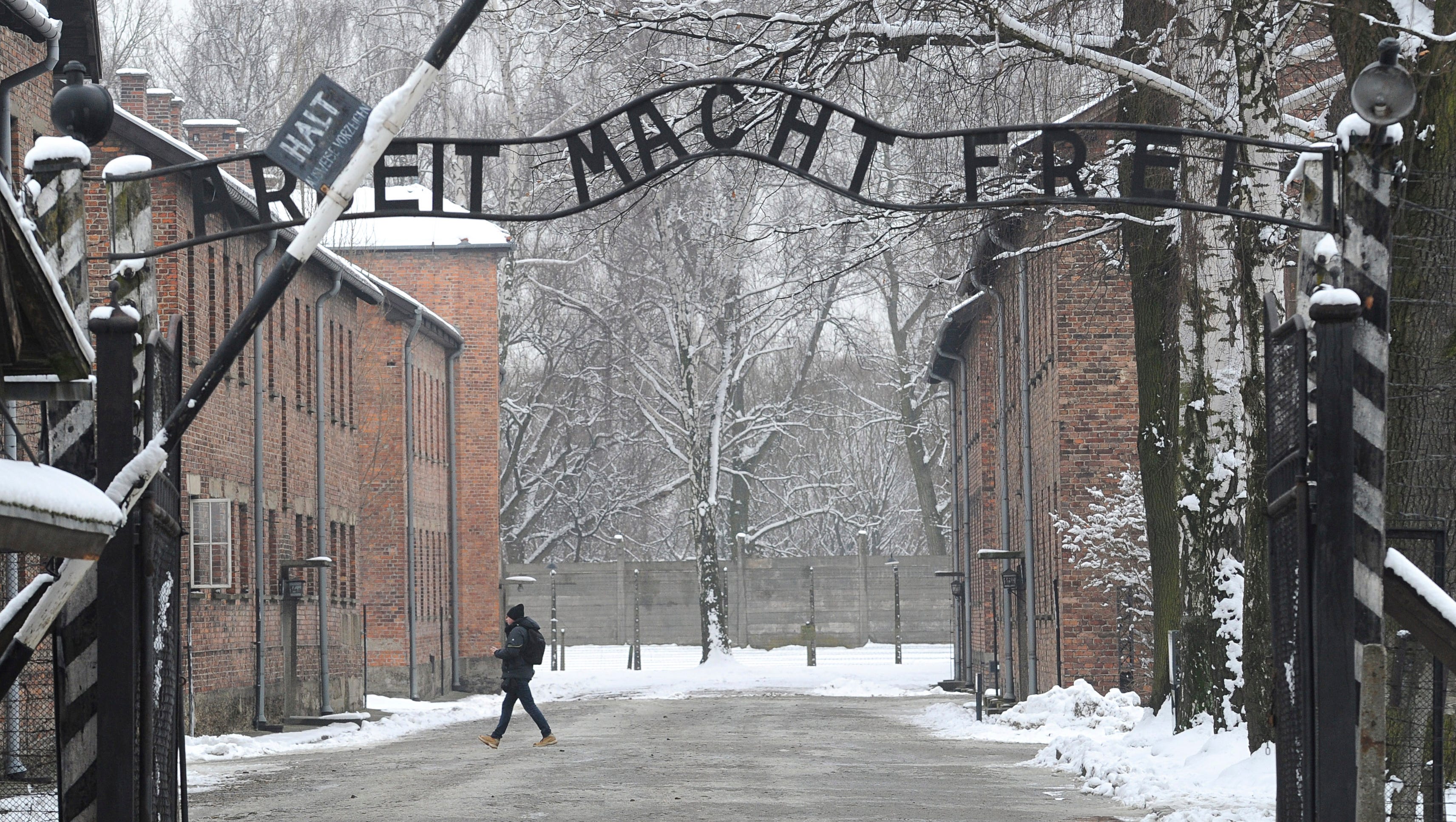 WWII 70 Years Later Preserving The Truth At Auschwitz   635731191988958073 AP POLAND US HOLOCAUST 72467434.JPG