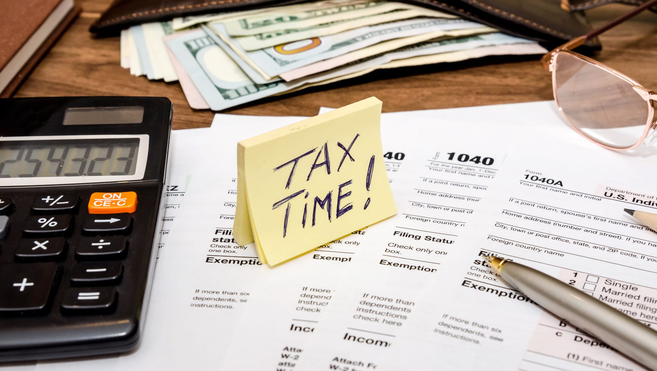 Tax season: 10 tips for doing your taxes yourself