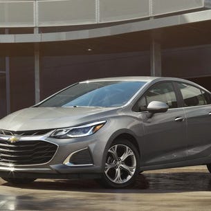 The Chevrolet Cruze gets a new face and a new touchscreen system for 2019.