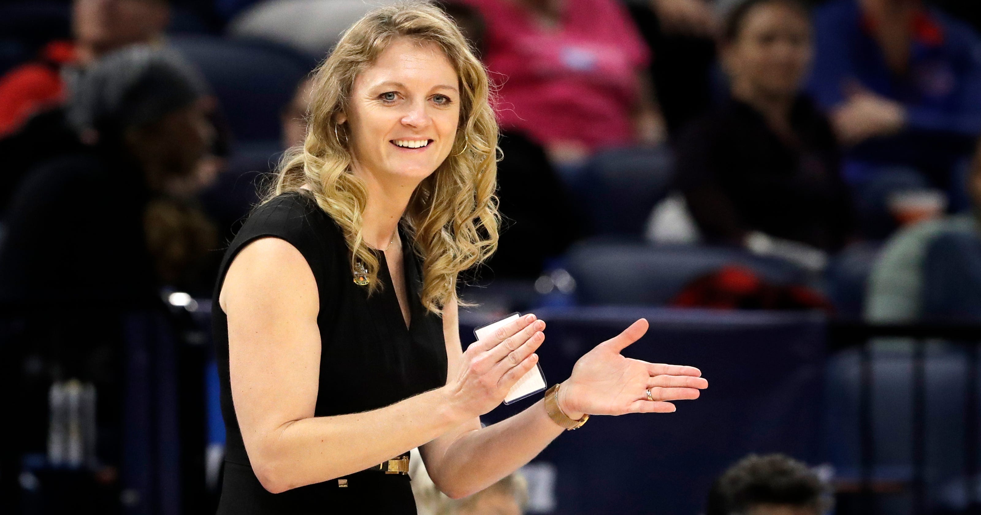 Lady Vols Kellie Harper Hired As Tennessee Womens Basketball Coach 5615