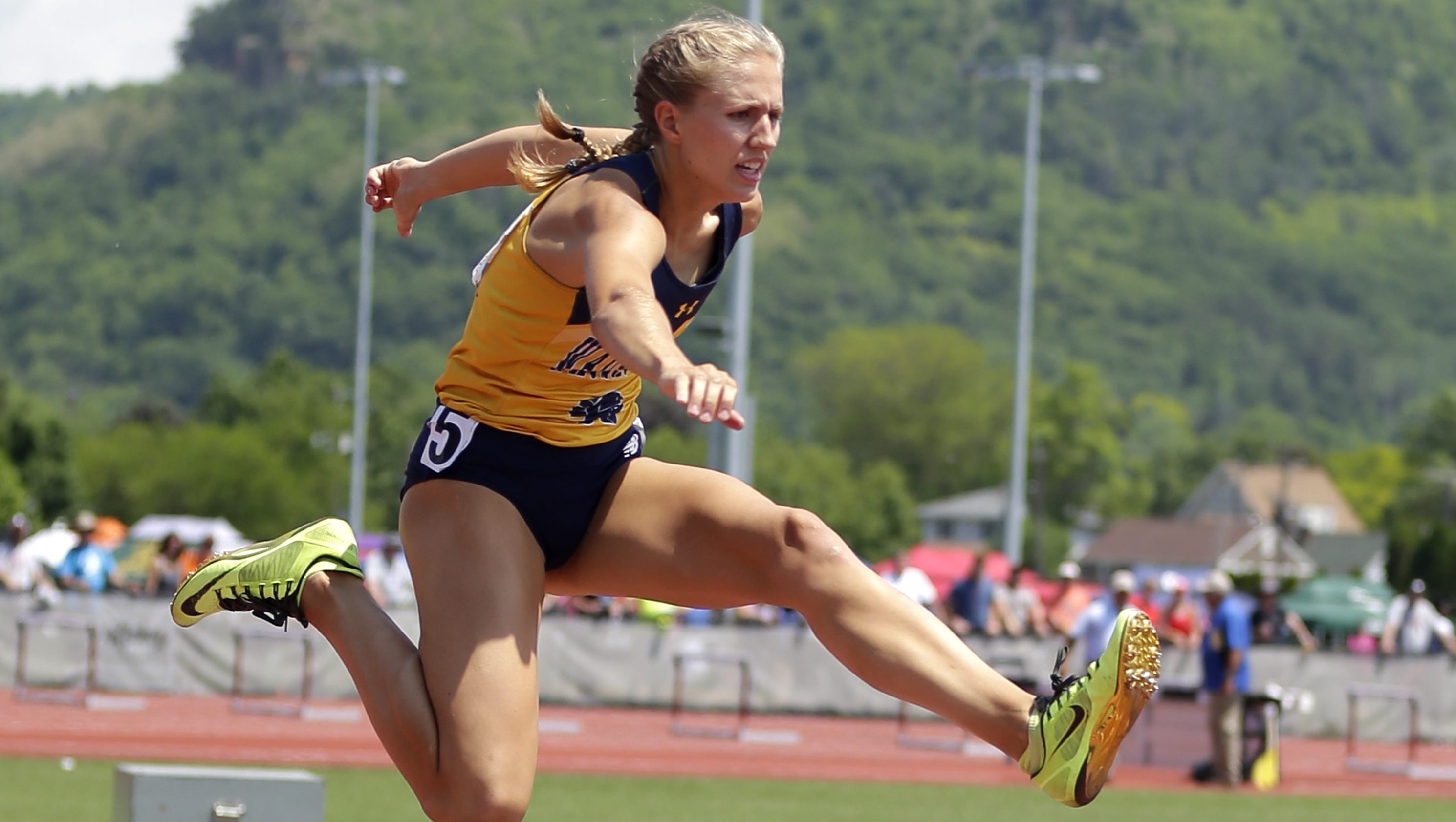 WIAA state track and field Wausau West's Brooke Jaworski sets record