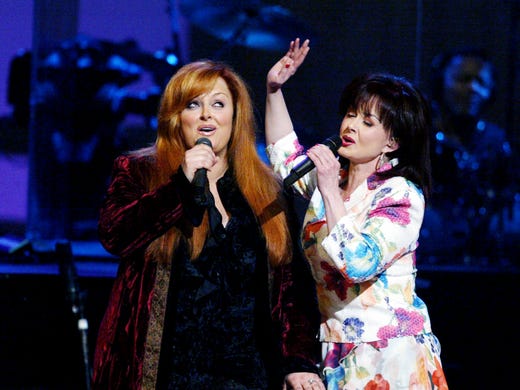 The Judds Keep Chasing Dreams With Country Music Hall Of Fame Exhibit 