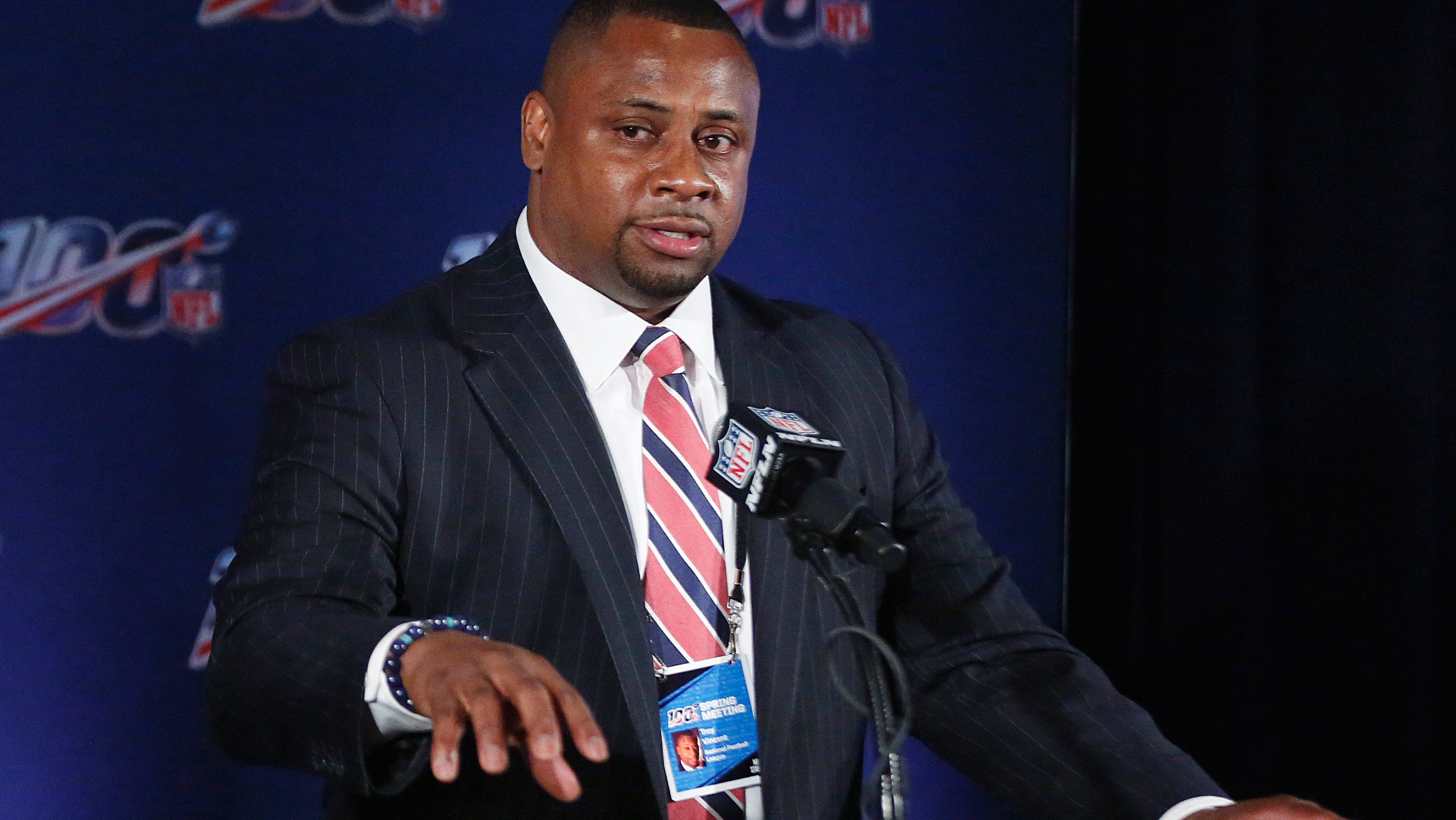 Nfl Flunks On Racial Report Card For Head Coach Front Office Hires 8504