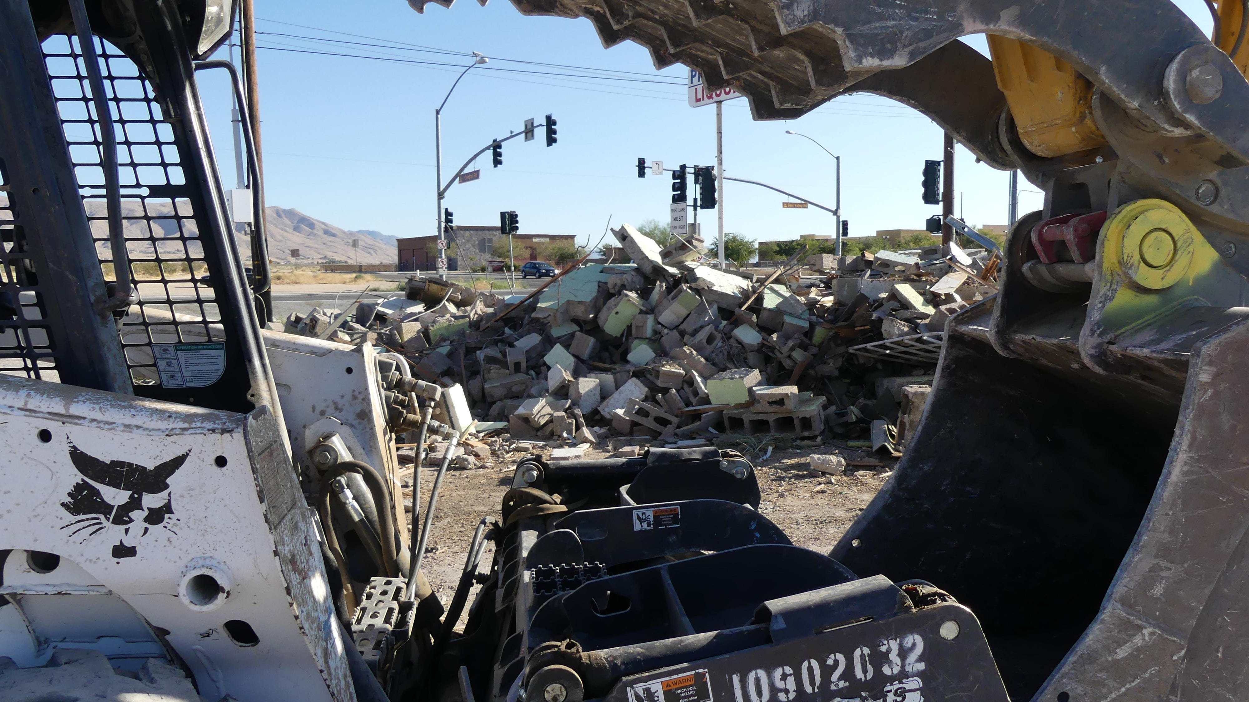 iconic waffle iron building makes way for new central gas mart in apple valley iconic waffle iron building makes way