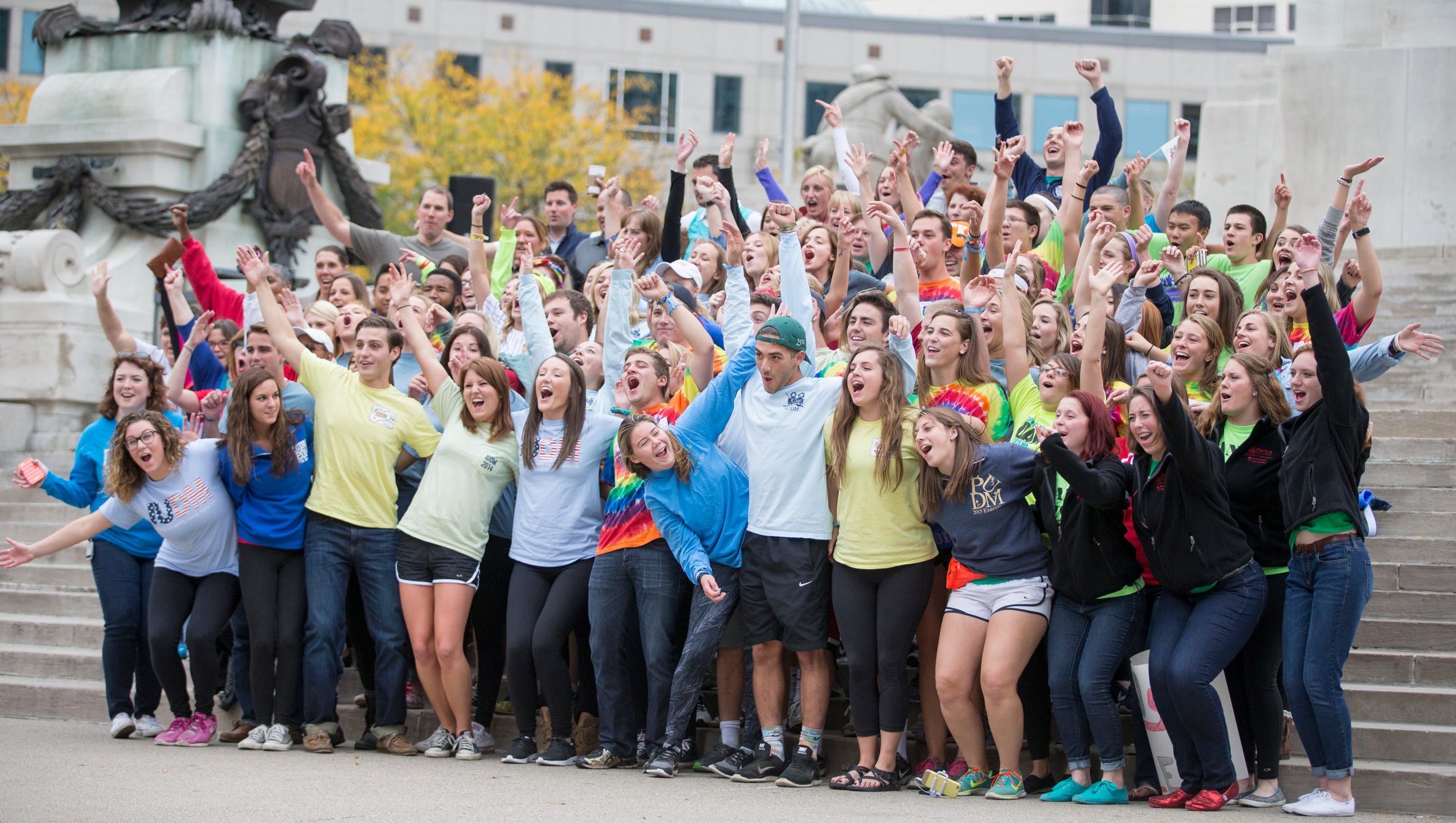 flash-mob-on-the-circle