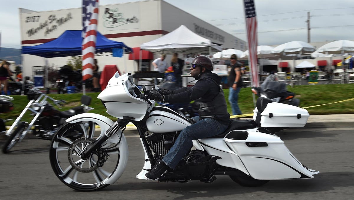 Photos Hanging Out at Street Vibrations