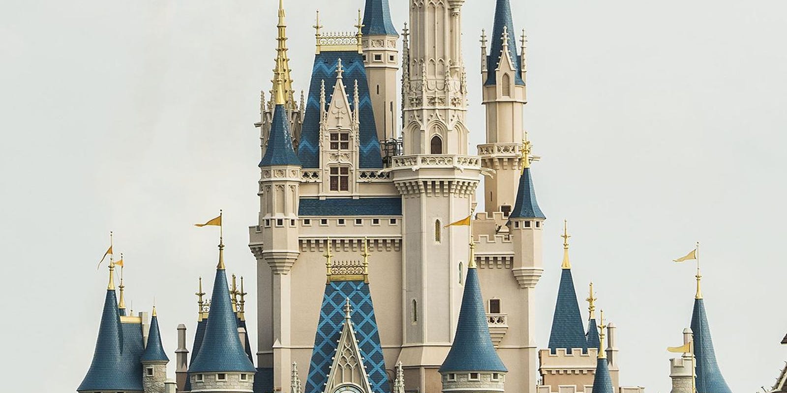 Magic Kingdom World S Top Theme Park Drawing 20m In 2015