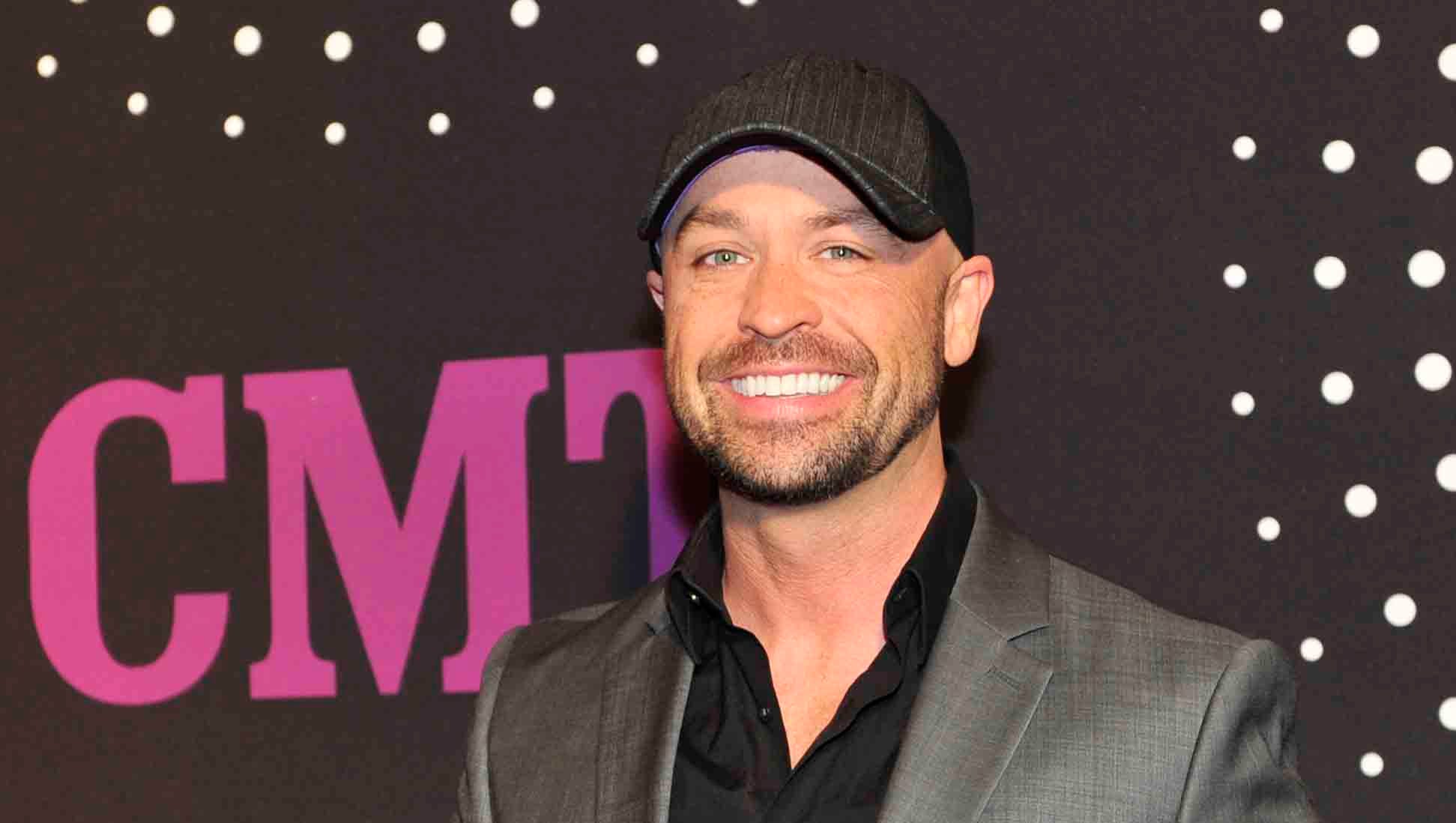 Cmt S Cody Alan Explains Decision To Come Out As Gay