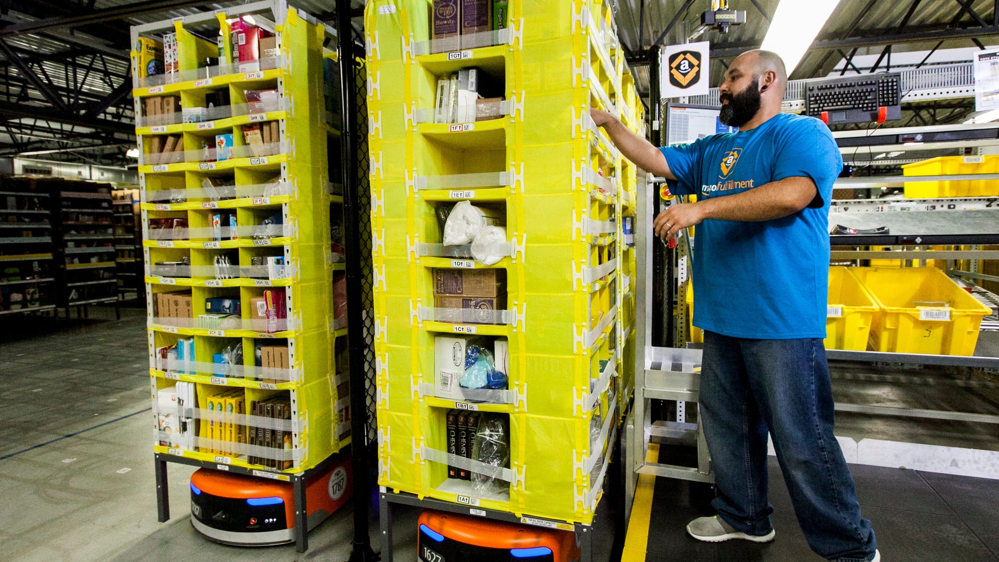 Covid 19 Hits 6 Amazon Warehouse Employees Reports Say