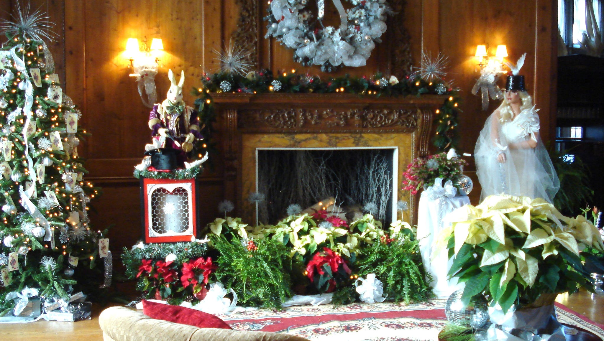 Skylands Manor in Ringwood shows off holiday decorations with tours