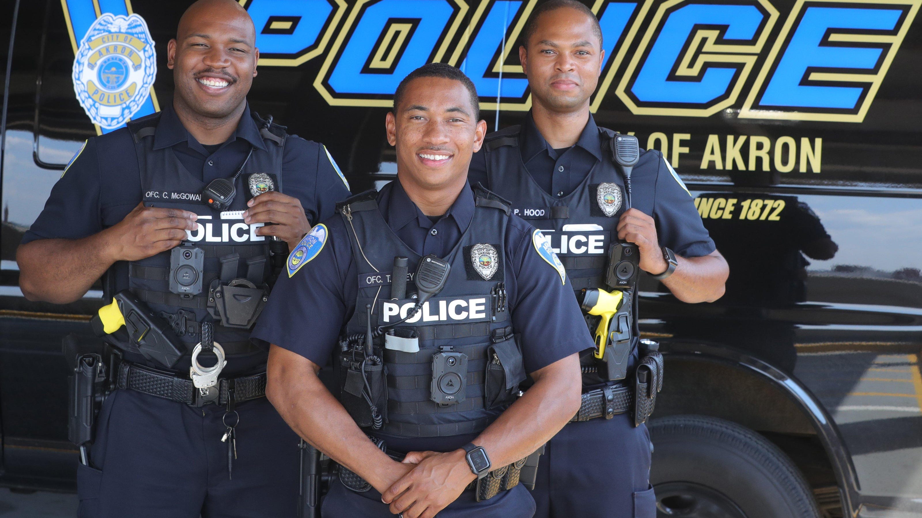 Akron Police Force Struggles To Reflect City S Diversity