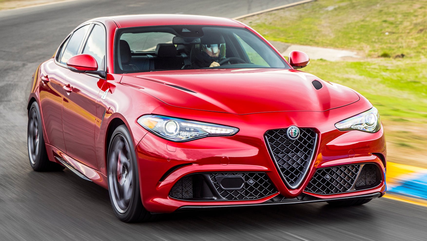 Review: Alfa Romeo Giulia aims for Ferrari-like panache