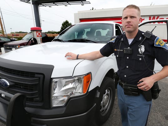 Slow down in work zones: Indiana troopers patrol in pickups