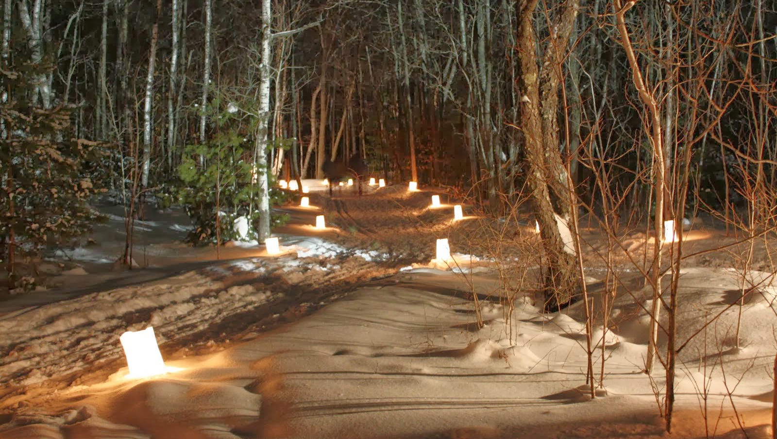 Winter candlelight hike, ski and snowshoe events in Wisconsin